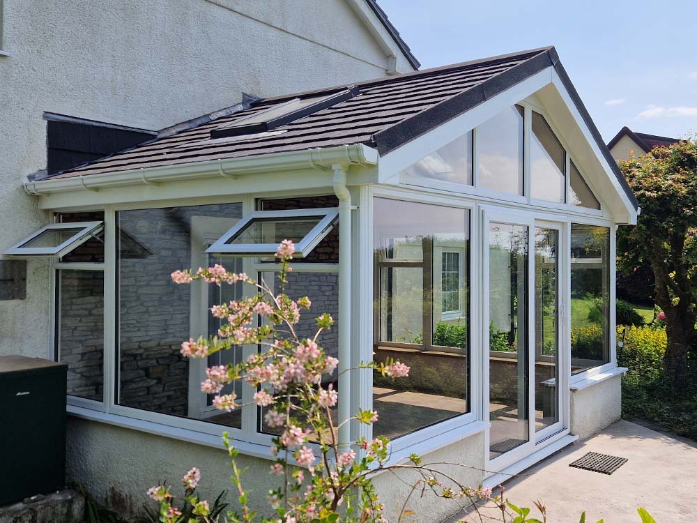 Gable-End Conservatory Rhos